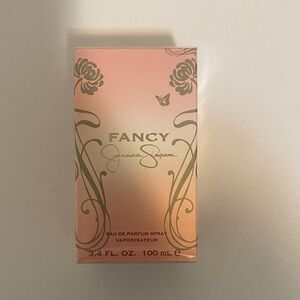 Jessica Simpson Fancy Perfume in Pink and Gold